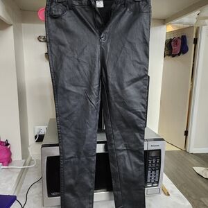 Women's Black Skinny Pants